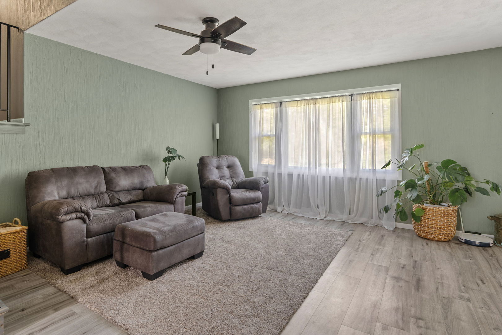 Homes for sale in Geneseo, IL | 25 Woodcrest Dr, Geneseo, IL 61254 | MLS# 12710229