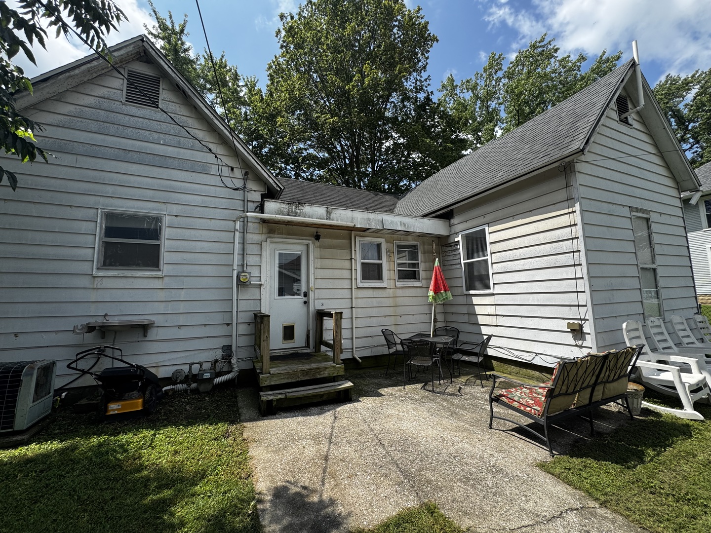 Homes for sale in Pinckneyville, IL | 507 W South St, Pinckneyville, IL 62274 | MLS# 12710235