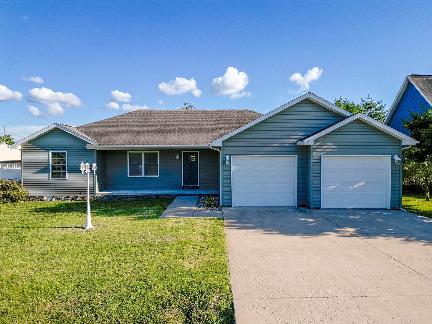 52nd image of 406 Bhrett Dr, Energy, IL 62933 | MLS# 12710267