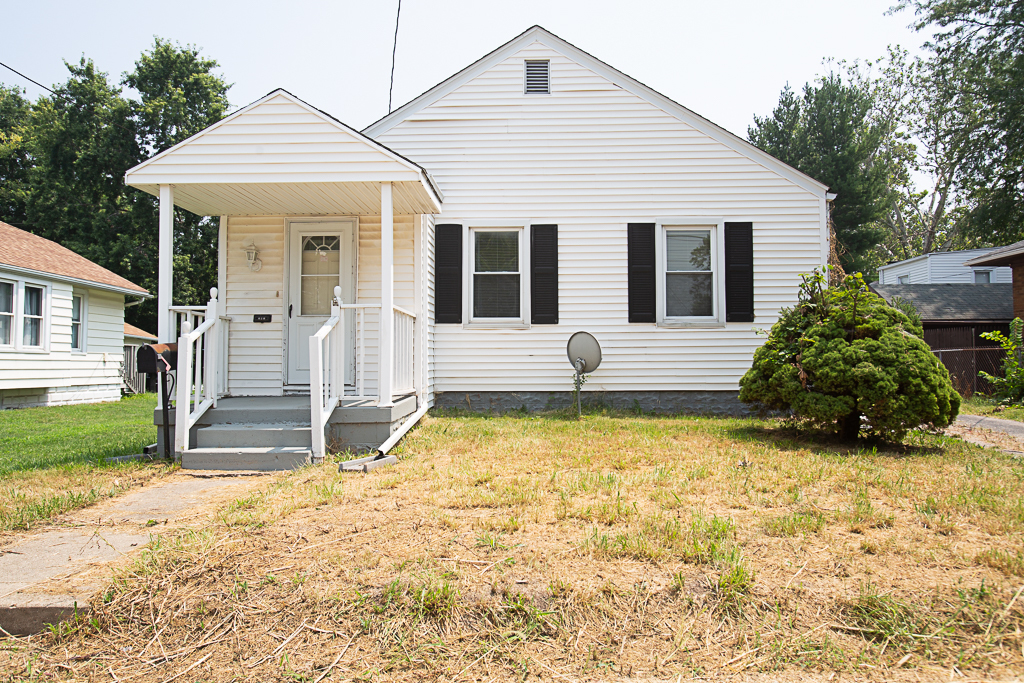 2nd image of 618 Maple St, Bloomington, IL 61701 | MLS# 12710298