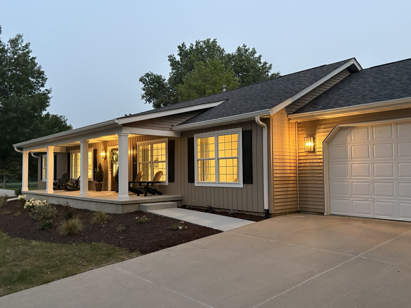 Homes for sale in Geneseo, IL | 960 Mulberry Dr, Geneseo, IL 61254 | MLS# 12710301