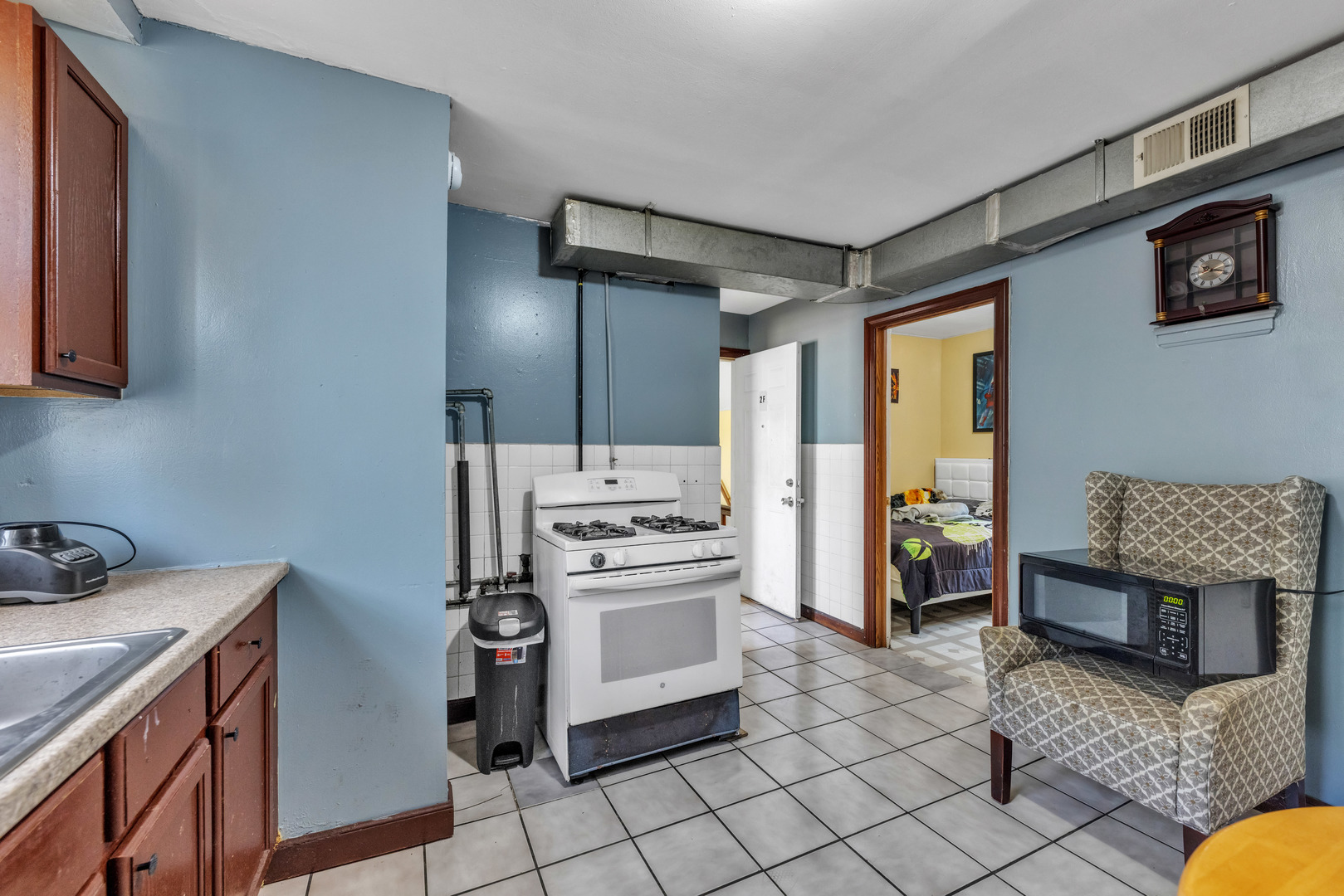 4th image of 3031 S Central Park Ave, Chicago, IL 60623 | MLS# 12710305