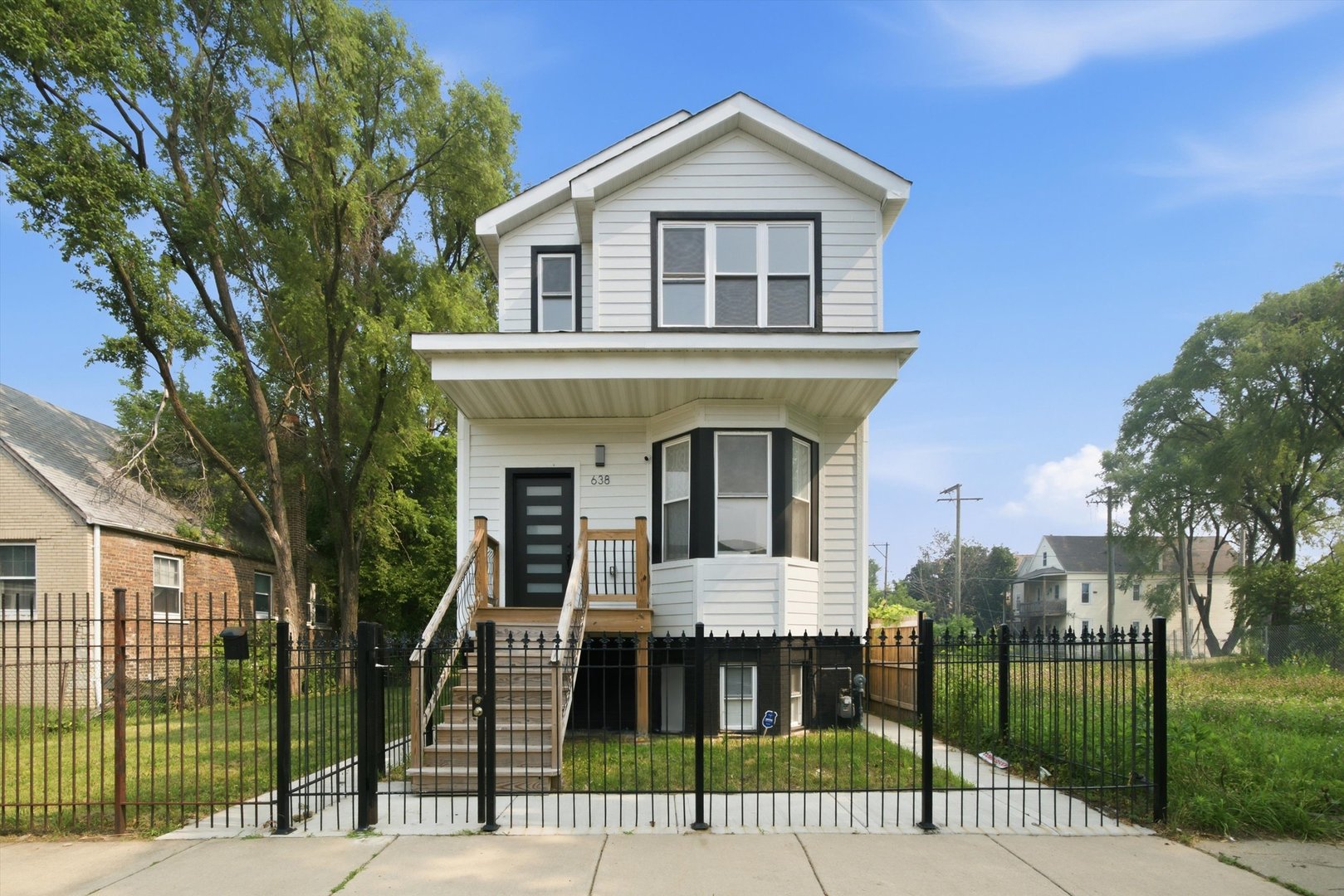 1st image of 638 E 65th St, Chicago, IL 60637 | MLS# 12710393