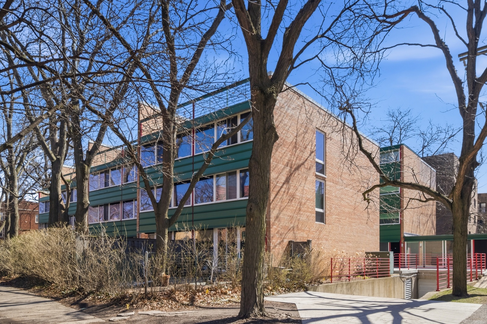 2nd image of 840 Michigan Ave #10, Evanston, IL 60202 | MLS# 12710416