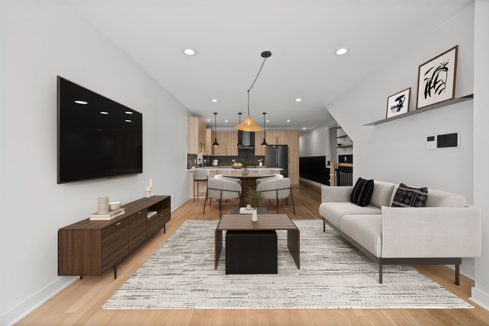 3rd image of 1810 S Racine Ave #1, Chicago, IL 60608 | MLS# 12710485