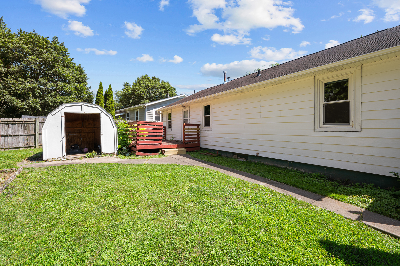 Homes for sale in East Moline, IL | 3424 2nd St, East Moline, IL 61244 | MLS# 12710518
