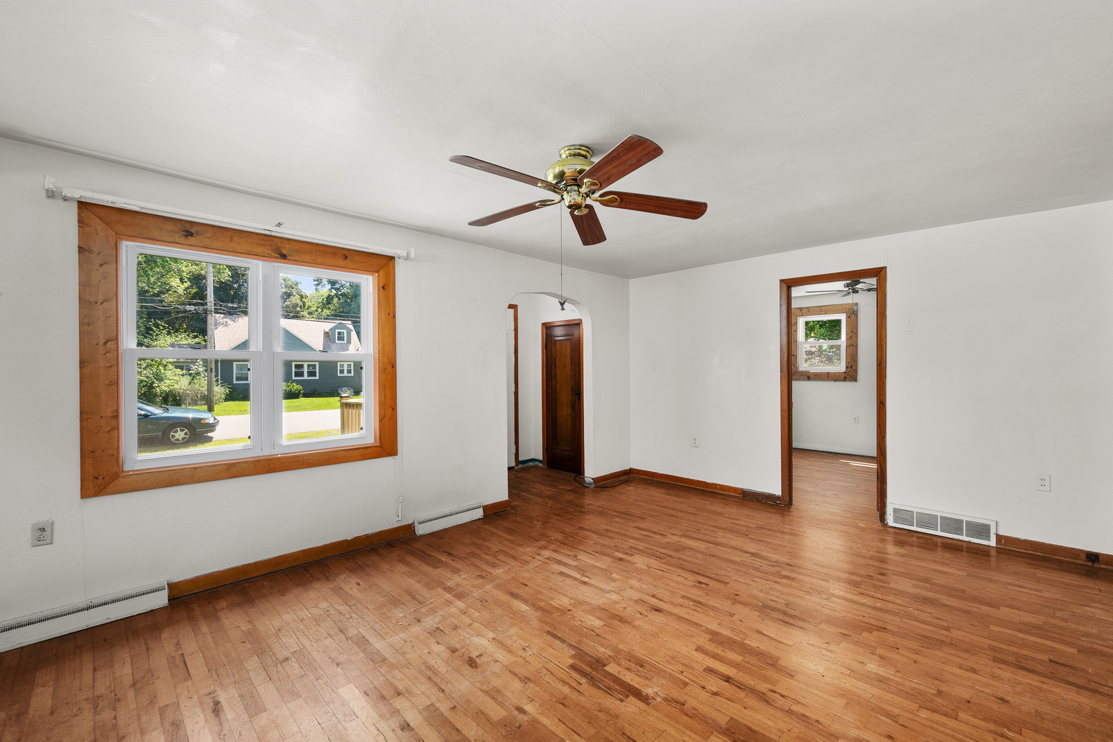 Homes for sale in East Moline, IL | 3424 2Nd St, East Moline, IL 61244 | MLS# 12710518