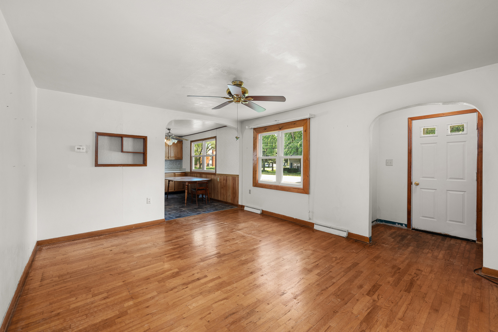 Homes for sale in East Moline, IL | 3424 2Nd St, East Moline, IL 61244 | MLS# 12710518