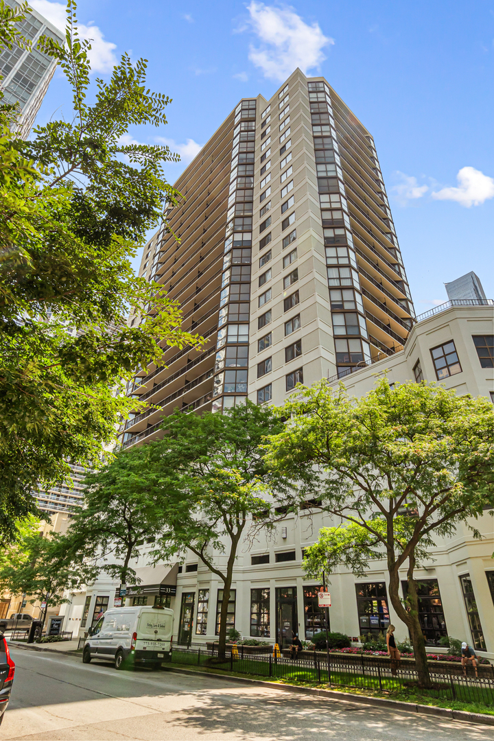 1st image of 33 W Delaware Pl #14F, Chicago, IL 60610 | MLS# 12710519