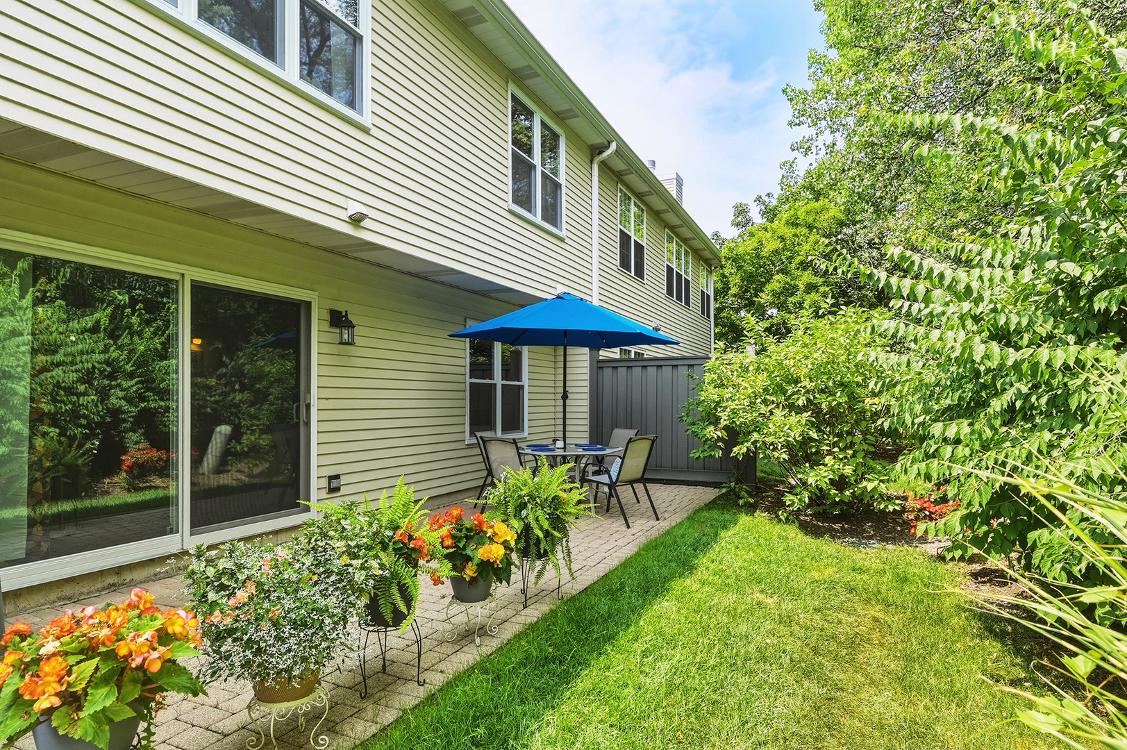Homes for sale in Downers Grove, IL | 2320 Chasewood Dr, Downers Grove, IL 60515 | MLS# 12710521