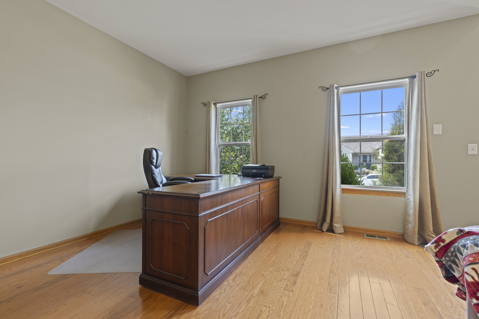 Homes for sale in Loves Park, IL | 706 W Hampton Ave, Loves Park, IL 61111 | MLS# 12710537