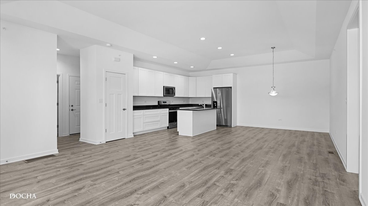 3rd image of 3999 Shoeger Dr, Yorkville, IL 60560 | MLS# 12710558