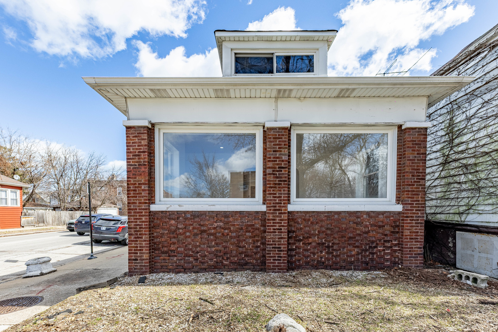 2nd image of 7601 S Rhodes Ave, Chicago, IL 60619 | MLS# 12710610