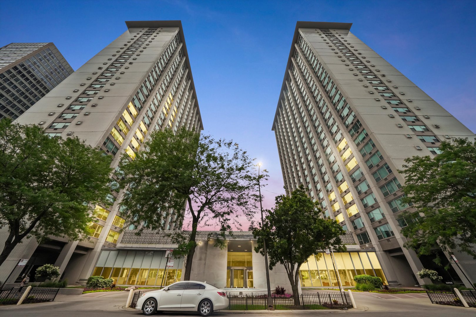 Homes for sale in Chicago, IL | 3600 N Lake Shore Dr, Chicago, IL 60613