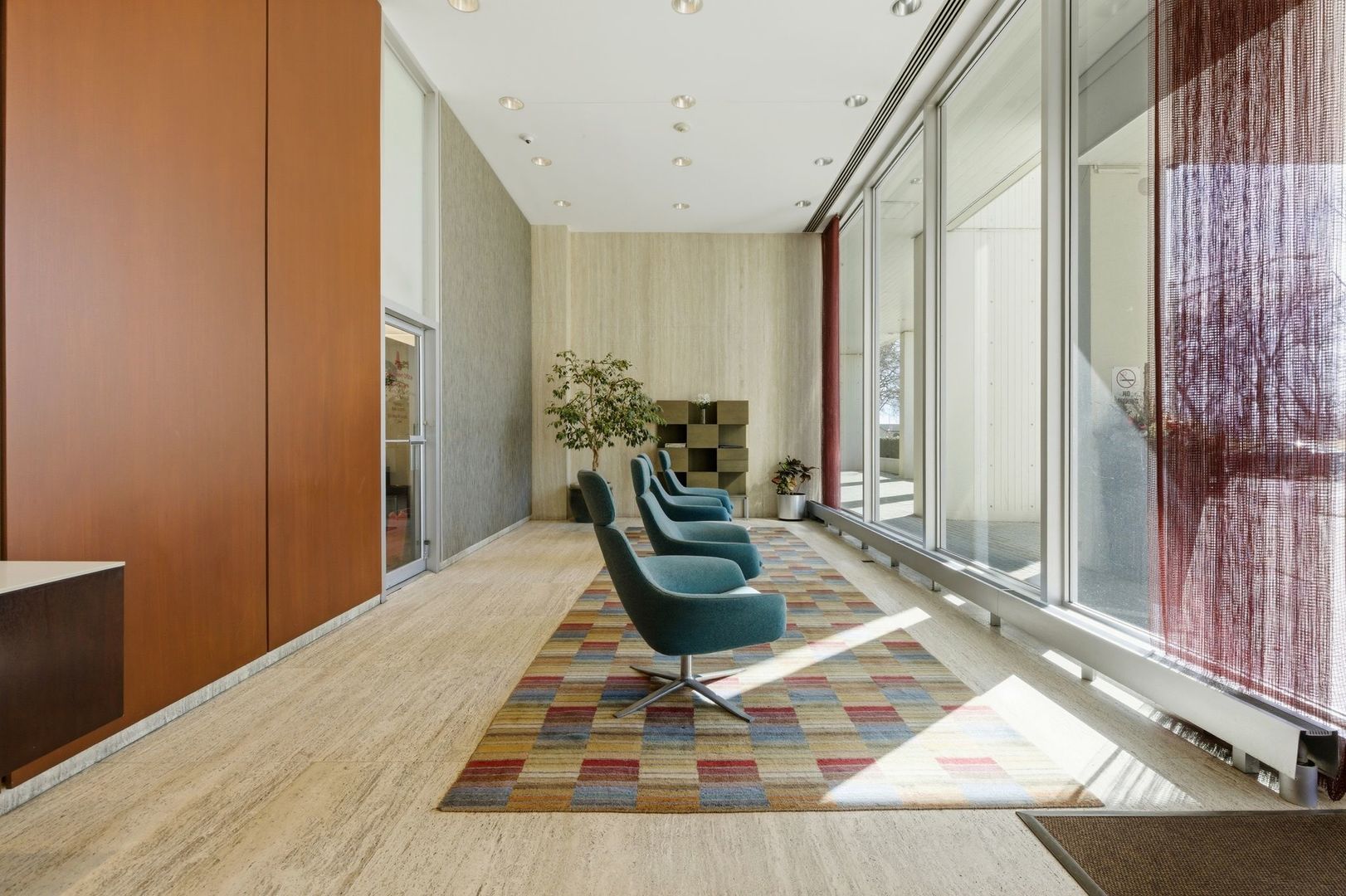 5th image of 1700 E 56Th St, Chicago, IL 60637