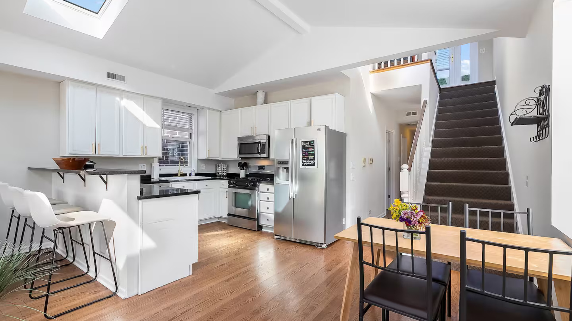 5th image of 3511 N Seminary Ave #3, Chicago, IL 60657 | MLS# 12710672
