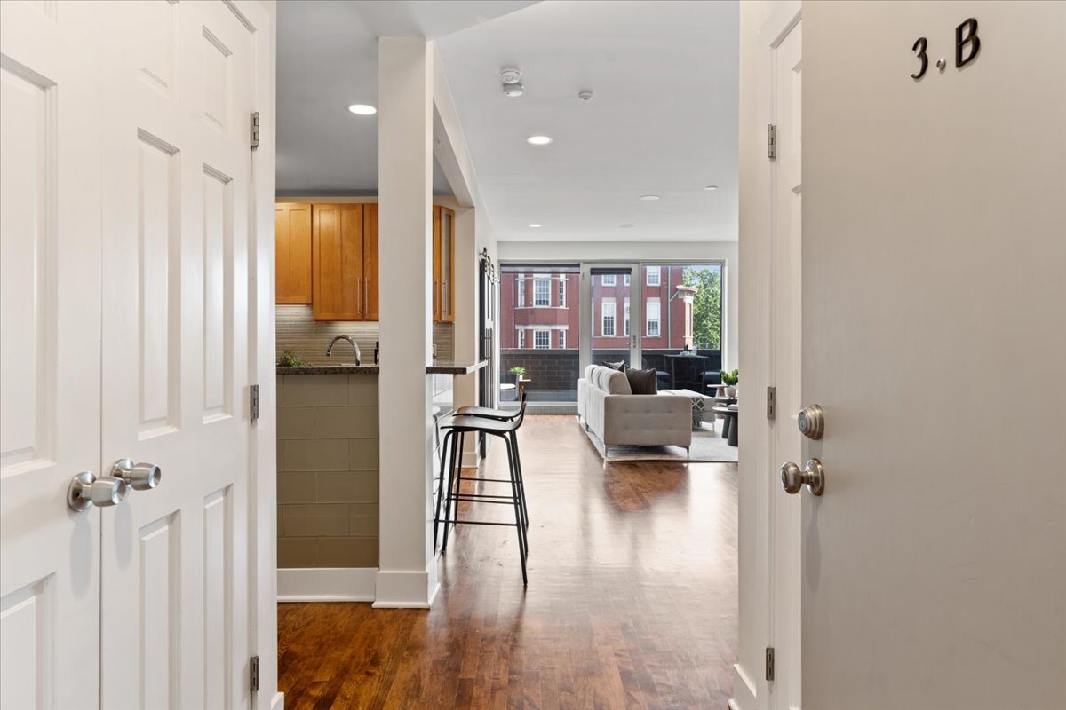 4th image of 1850 W Division St #3B, Chicago, IL 60622 | MLS# 12710676