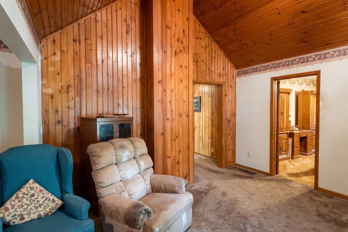 Homes for sale in Chenoa, IL | 414 N 3Rd Ave, Chenoa, IL 61726 | MLS# 12710697