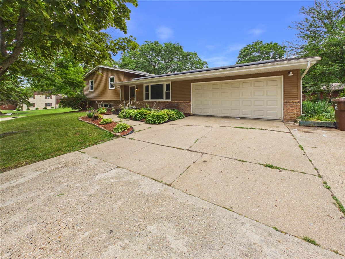 2nd image of 4315 Dempster Ave, Rockford, IL 61108 | MLS# 12710705
