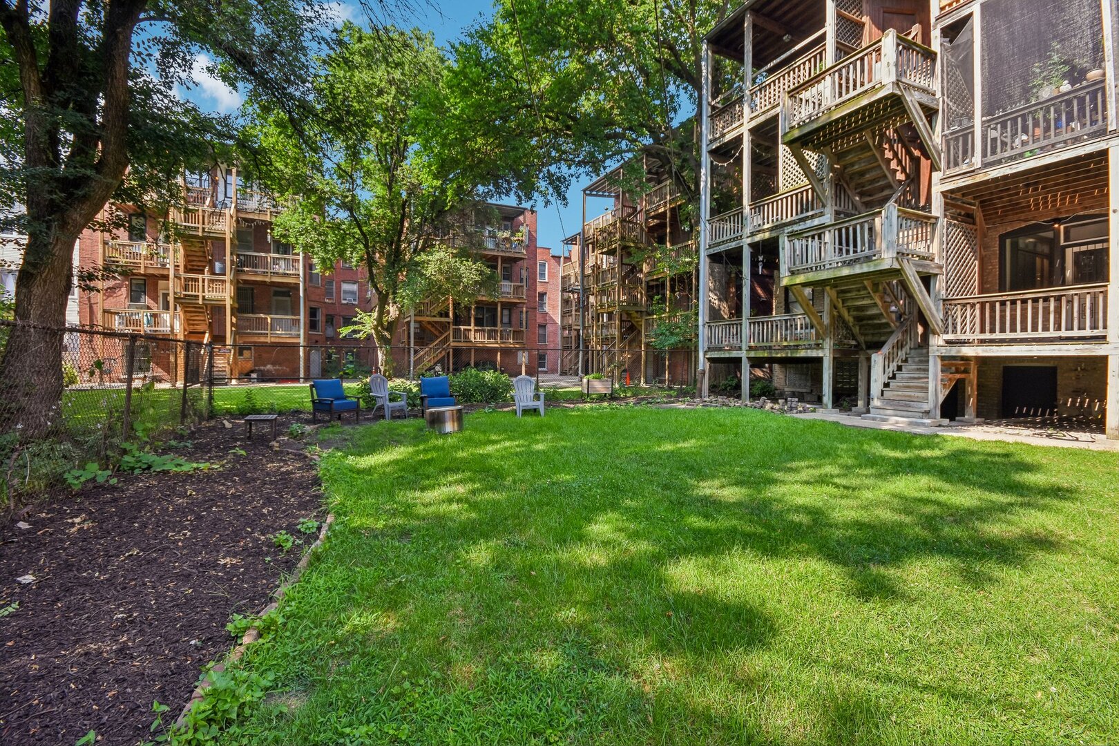 2nd image of 5218 S Dorchester Ave, Chicago, IL 60615