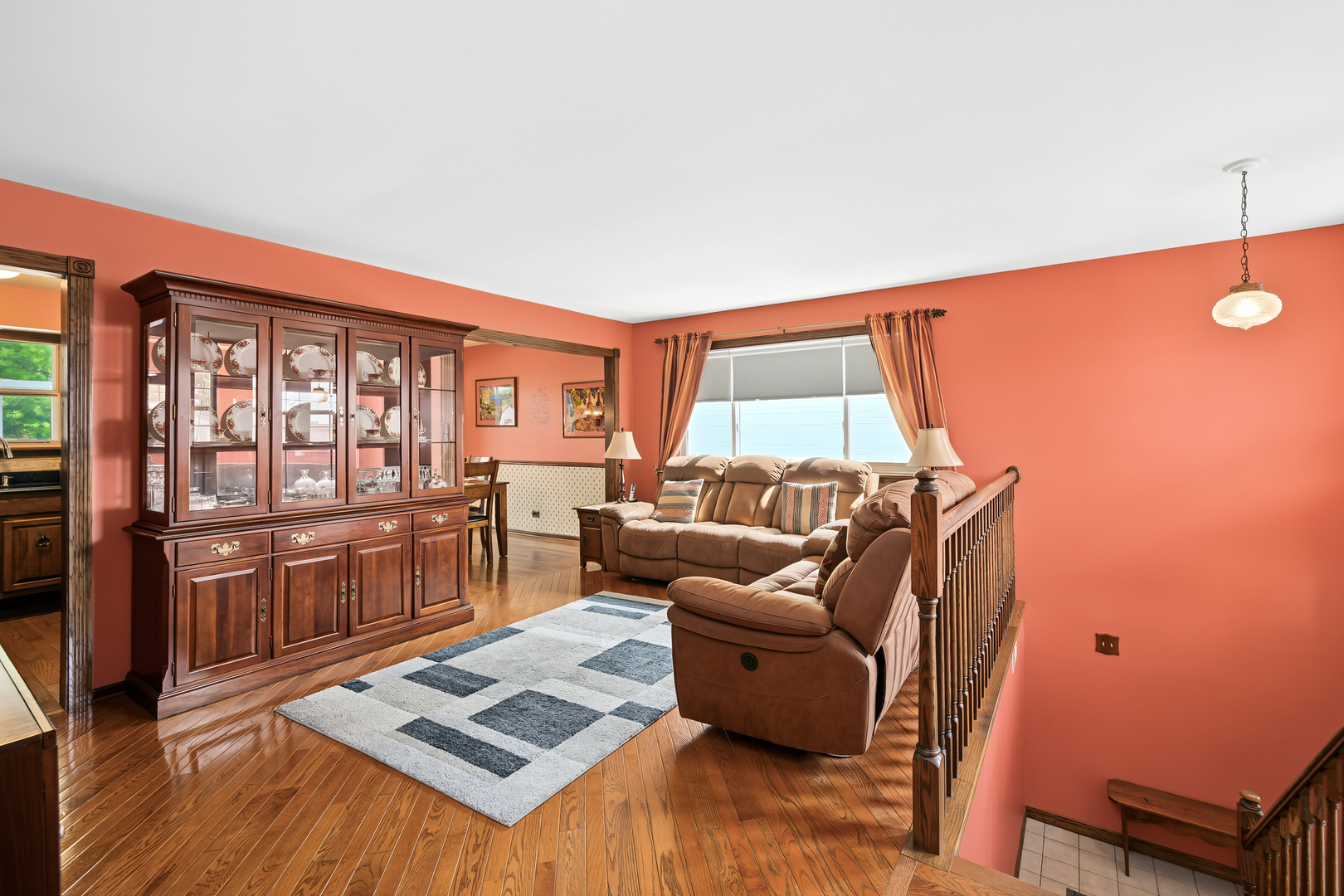 3rd image of 1293 Caribou Trl, Carol Stream, IL 60188 | MLS# 12710767