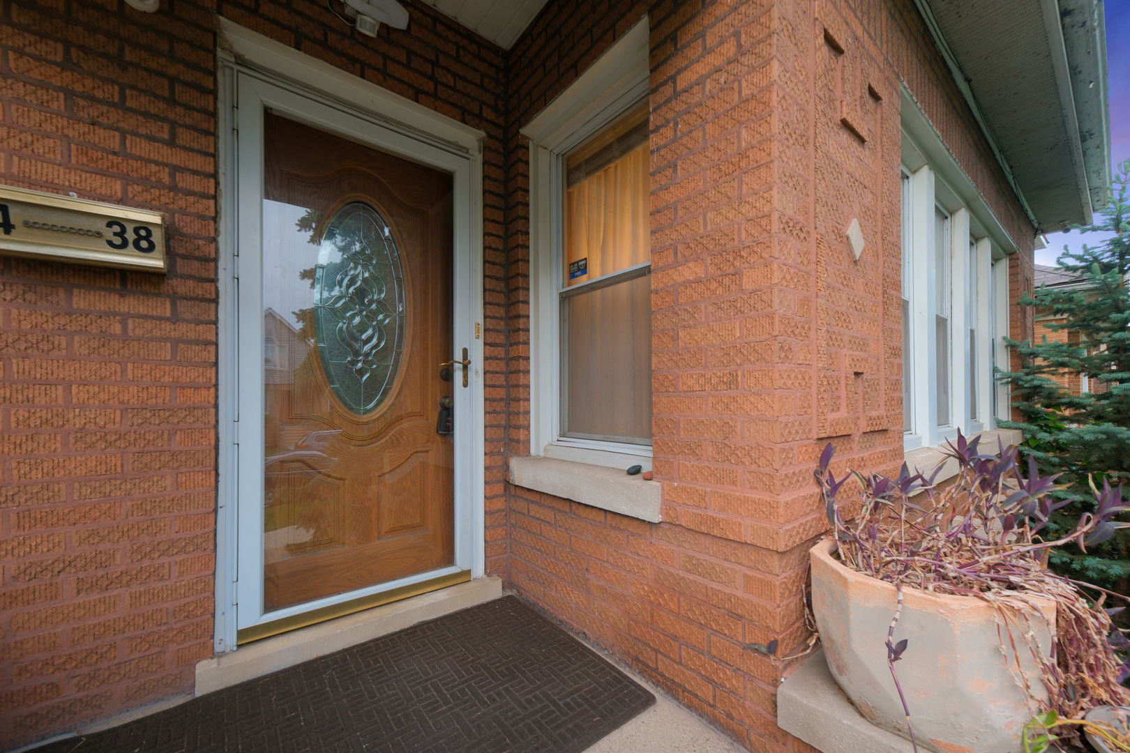 3rd image of 5438 W Melrose St, Chicago, IL 60641 | MLS# 12710808