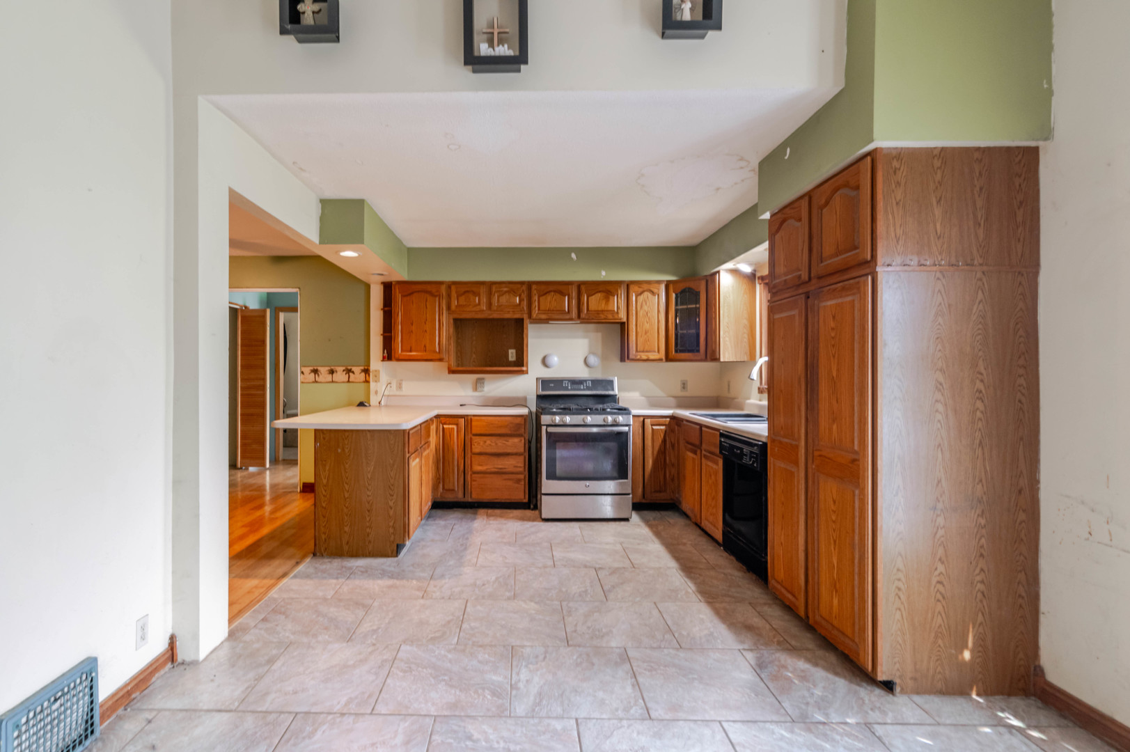 5th image of 105 7Th St, Lincoln, IL 62656 | MLS# 12710856