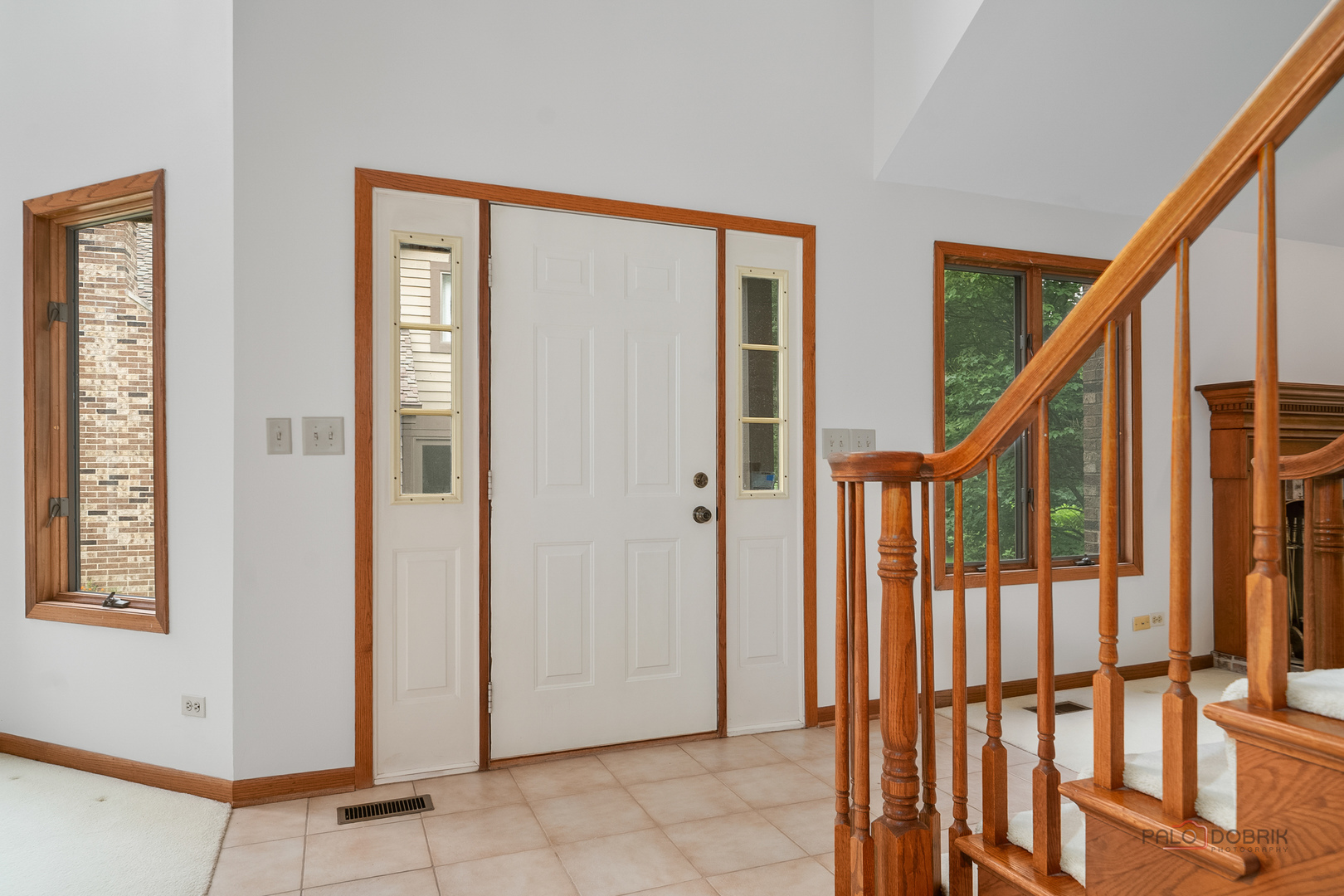 Photo 4 of Townhouse for sale at 1902 Forest Crk Ln #1902, Libertyville, IL 60048 | MLS# 12710891 | Listing updated on 2026-09-03