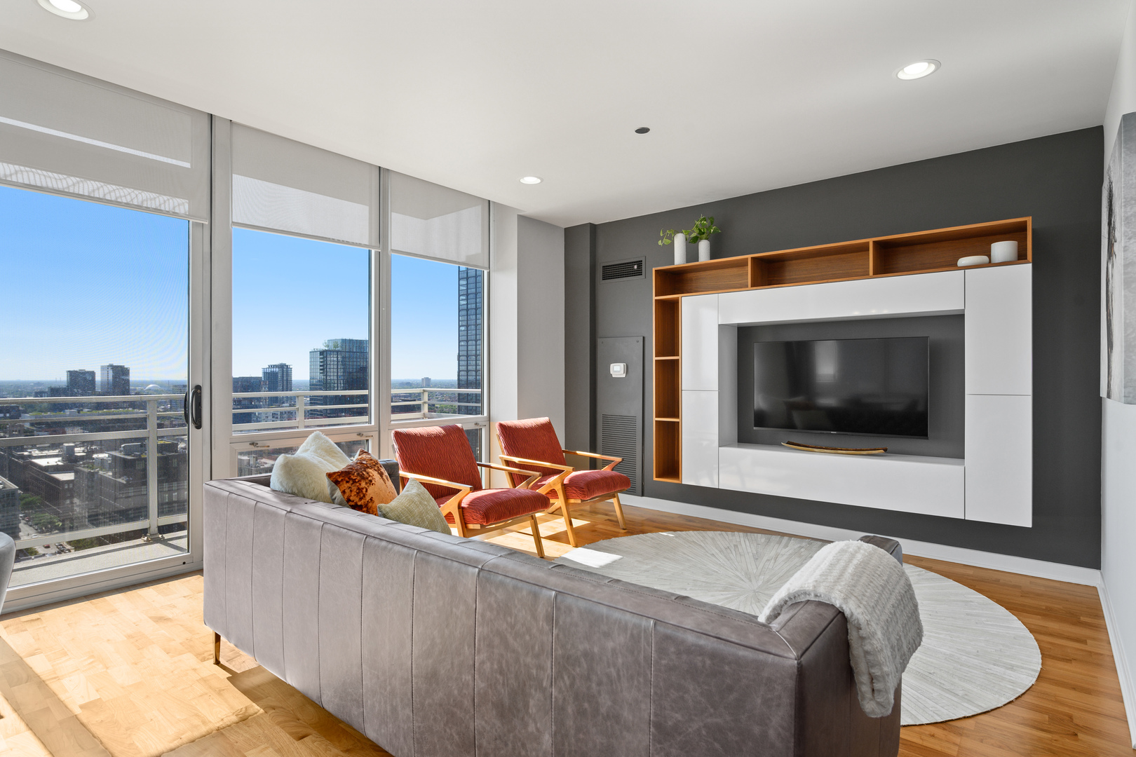 4th image of 737 W Washington Blvd #2210, Chicago, IL 60661 | MLS# 12710911