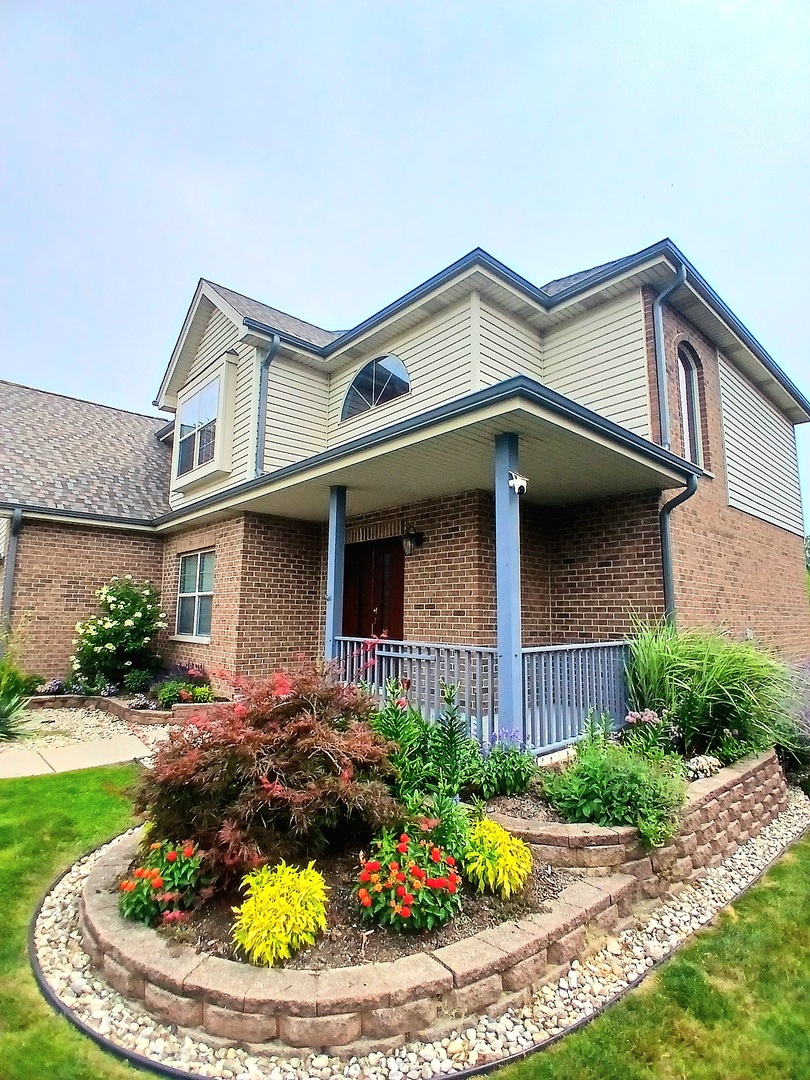 Homes for sale in Homer Glen, IL | 14335 S Surrey Ct, Homer Glen, IL 60491 | MLS# 12710960