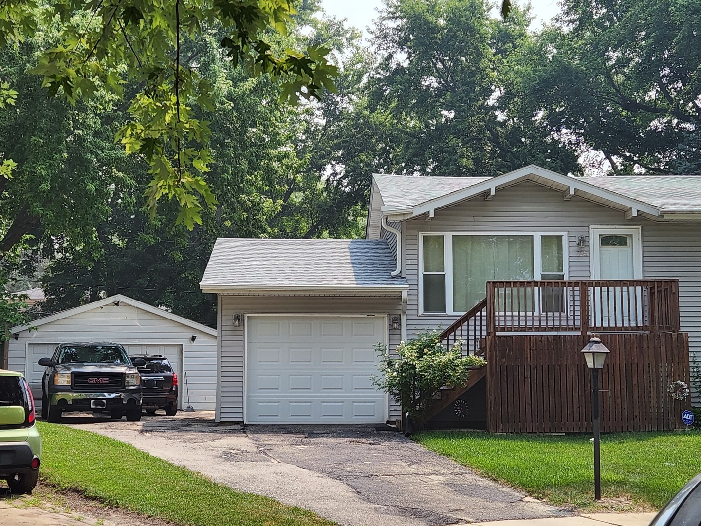 3rd image of (Undisclosed), Streamwood, IL 60107 | MLS# 12710981