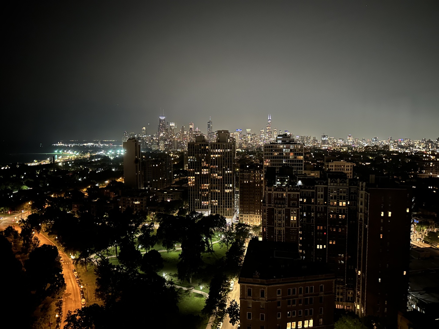 3rd image of 2500 N Lakeview Ave #3101, Chicago, IL 60614 | MLS# 12710996