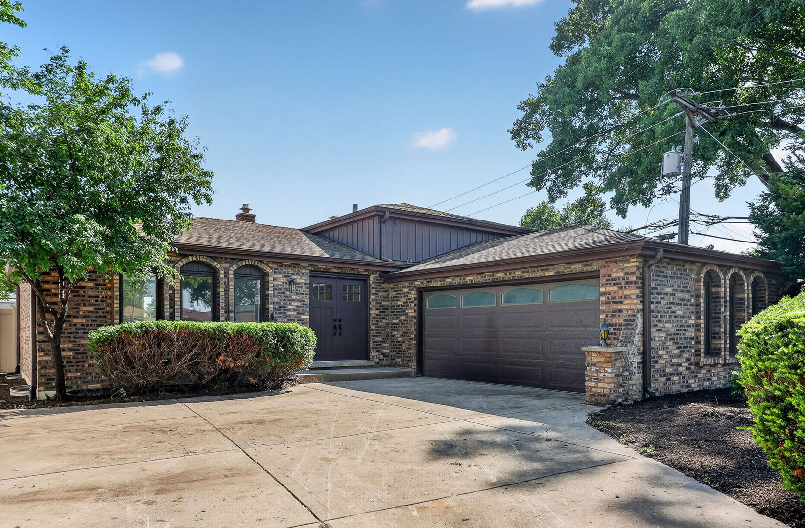 Homes for sale in Elmhurst, IL | 216 W Kimbell Ave, Elmhurst, IL 60126 | MLS# 12711028