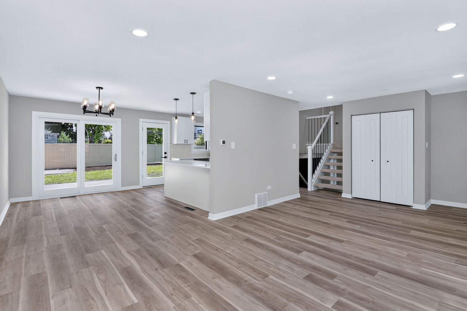 Homes for sale in Elmhurst, IL | 216 W Kimbell Ave, Elmhurst, IL 60126 | MLS# 12711028