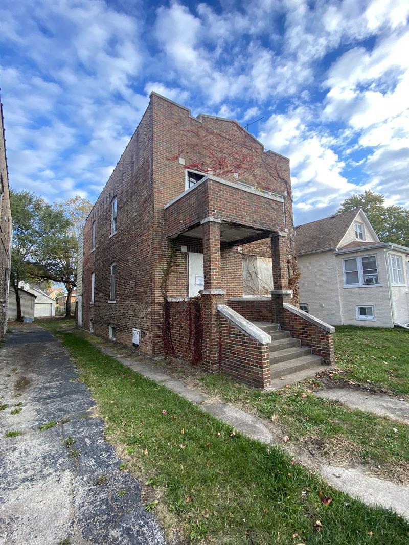2nd image of 506 157th St, Calumet City, IL 60409 | MLS# 12711034