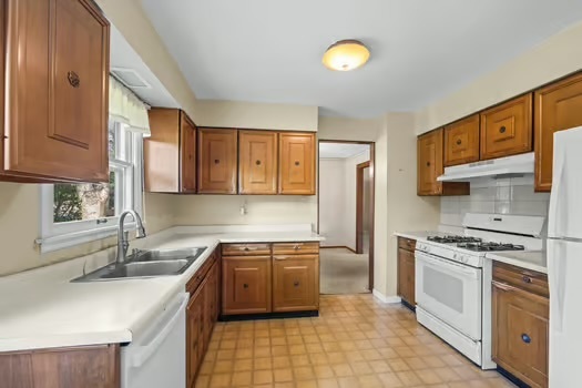 Homes for sale in Buffalo Grove, IL | 470 Middlesex Ct, Buffalo Grove, IL 60089 | MLS# 12711038