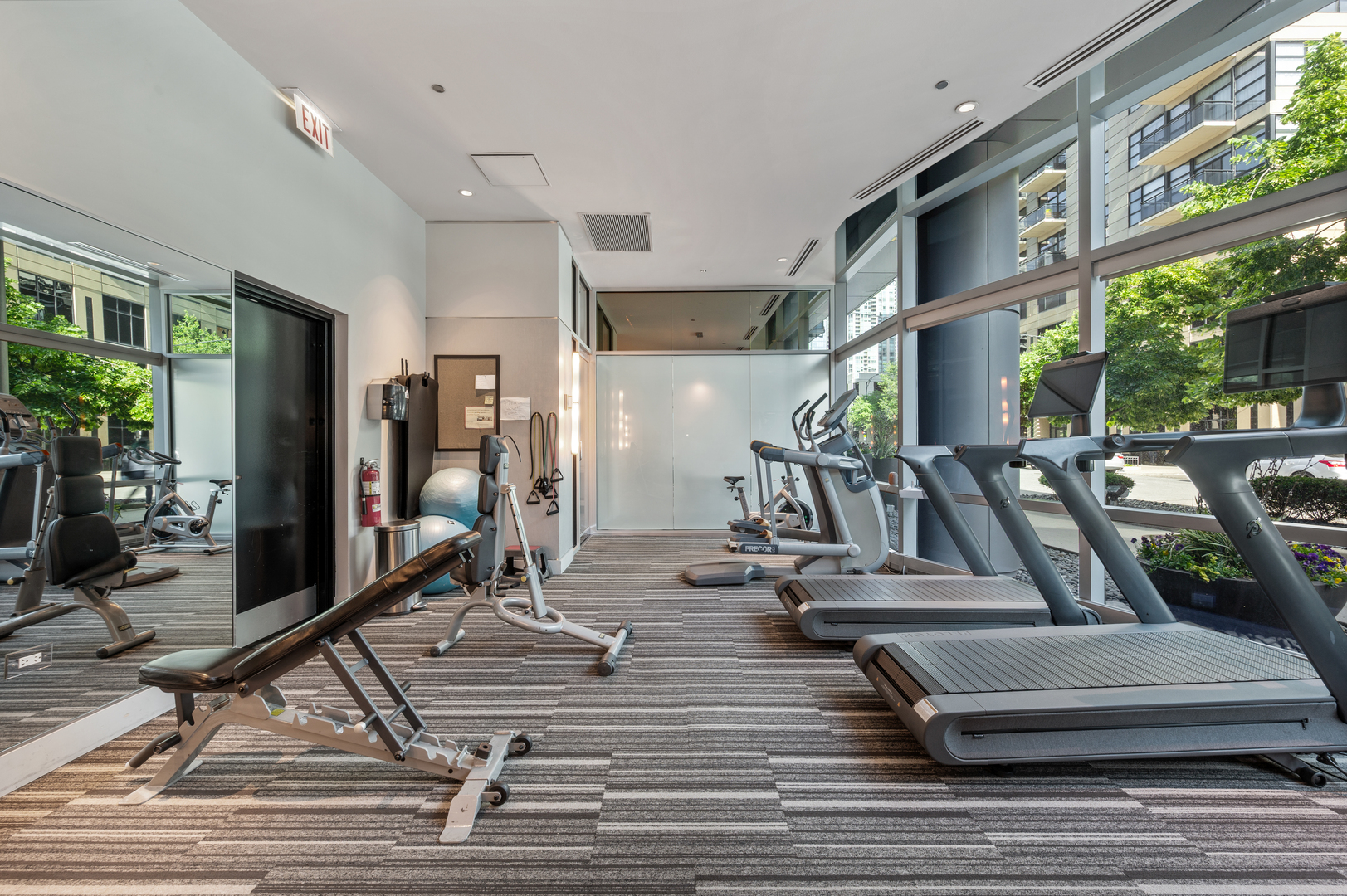 47th image of 110 W Superior St #2603, Chicago, IL 60654 | MLS# 12711042