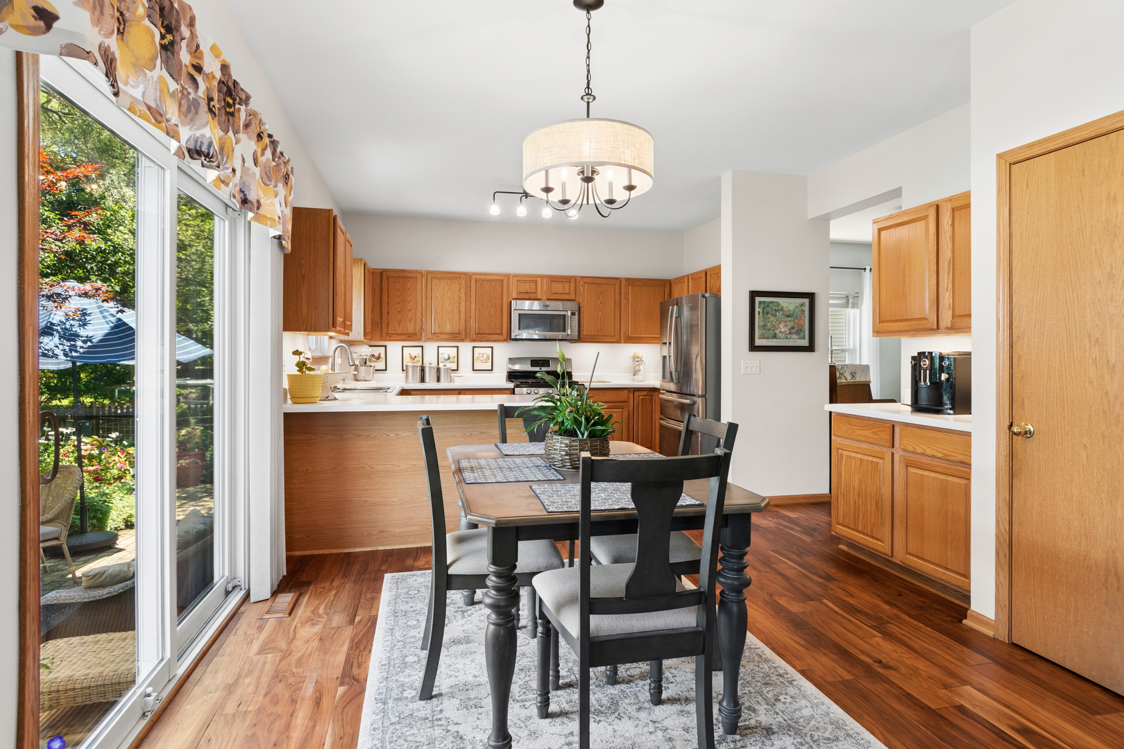 5th image of 964 Lakestone Ln, Aurora, IL 60504 | MLS# 12711055