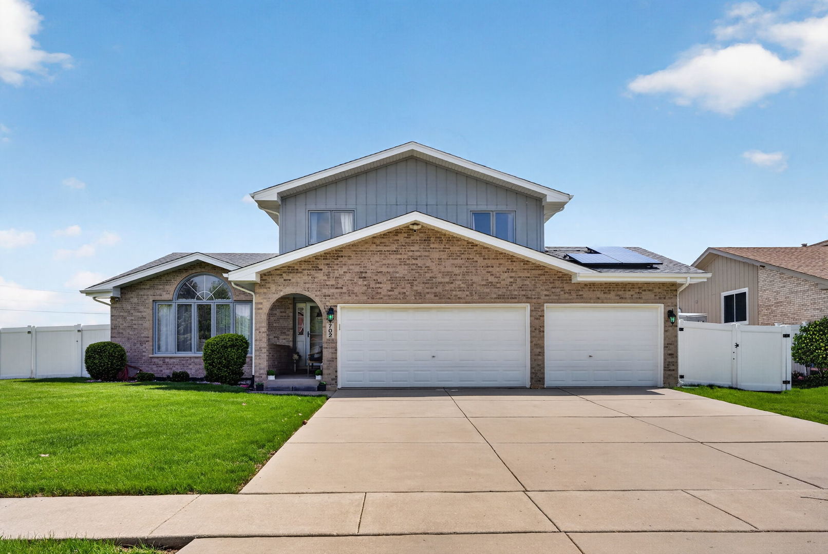 1st image of 702 Longwood Ct, Minooka, IL 60447 | MLS# 12711058