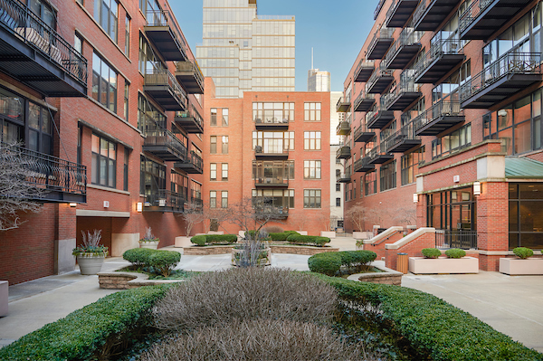 2nd image of 333 W Hubbard St #610-611, Chicago, IL 60654 | MLS# 12711085