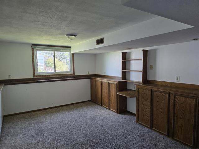 Homes for sale in Belvidere, IL | 6984 Squaw Prairie Rd, Belvidere, IL 61008 | MLS# 12711087