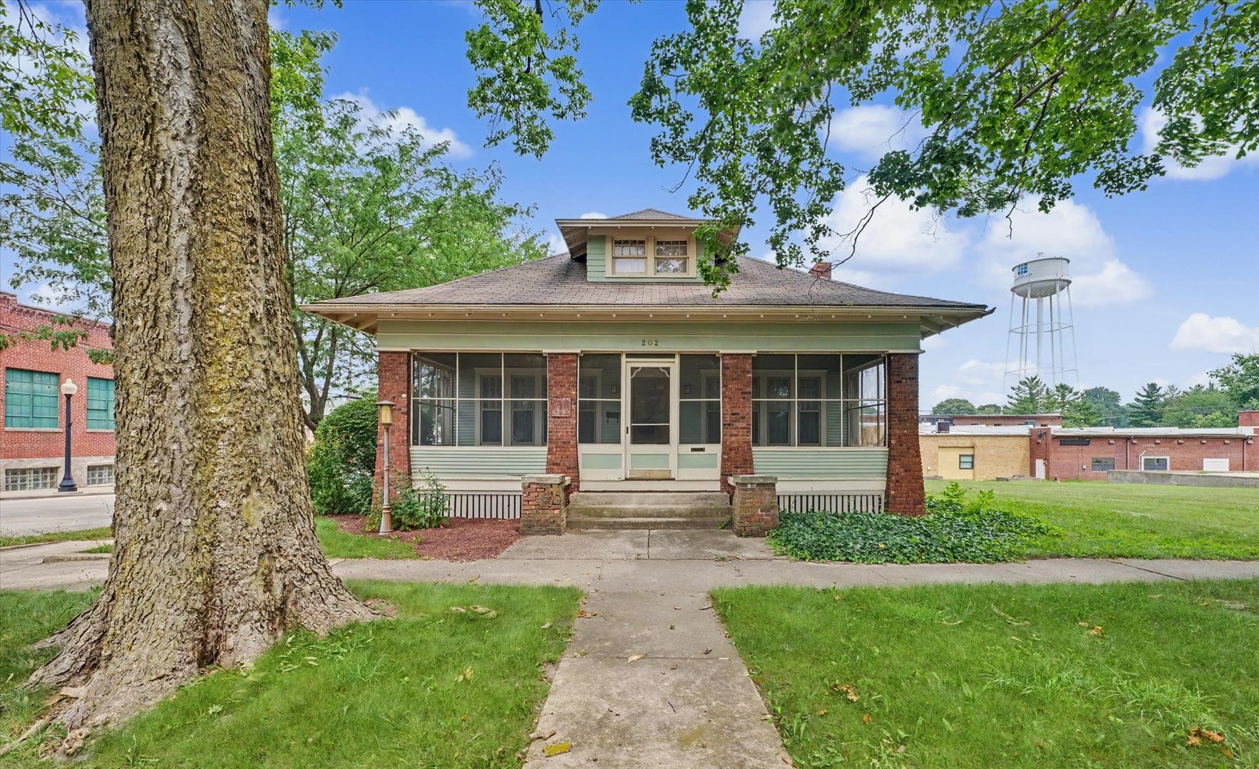 Homes for sale in Monticello, IL | 202 E Washington St, Monticello, IL 61856 | MLS# 12711090