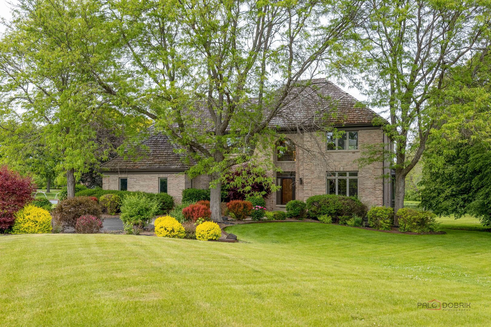 1st image of 5420 Belmont Ct, Libertyville, IL 60048 | MLS# 12711143