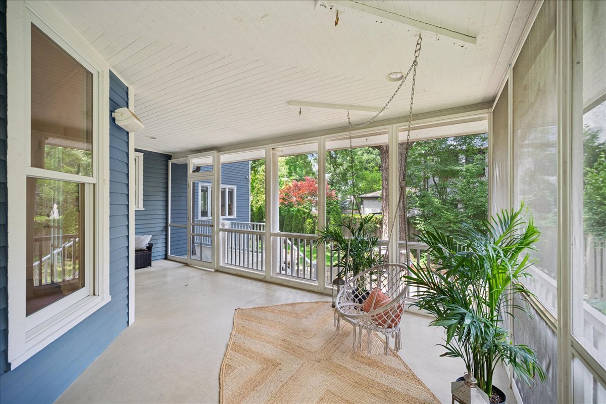 3rd image of 555 Cherry St, Winnetka, IL 60093 | MLS# 12711173