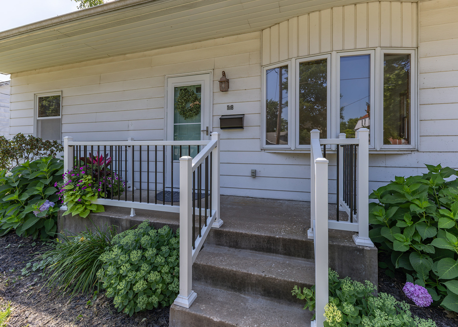 Homes for sale in Geneseo, IL | 118 E Pearl St, Geneseo, IL 61254 | MLS# 12711178