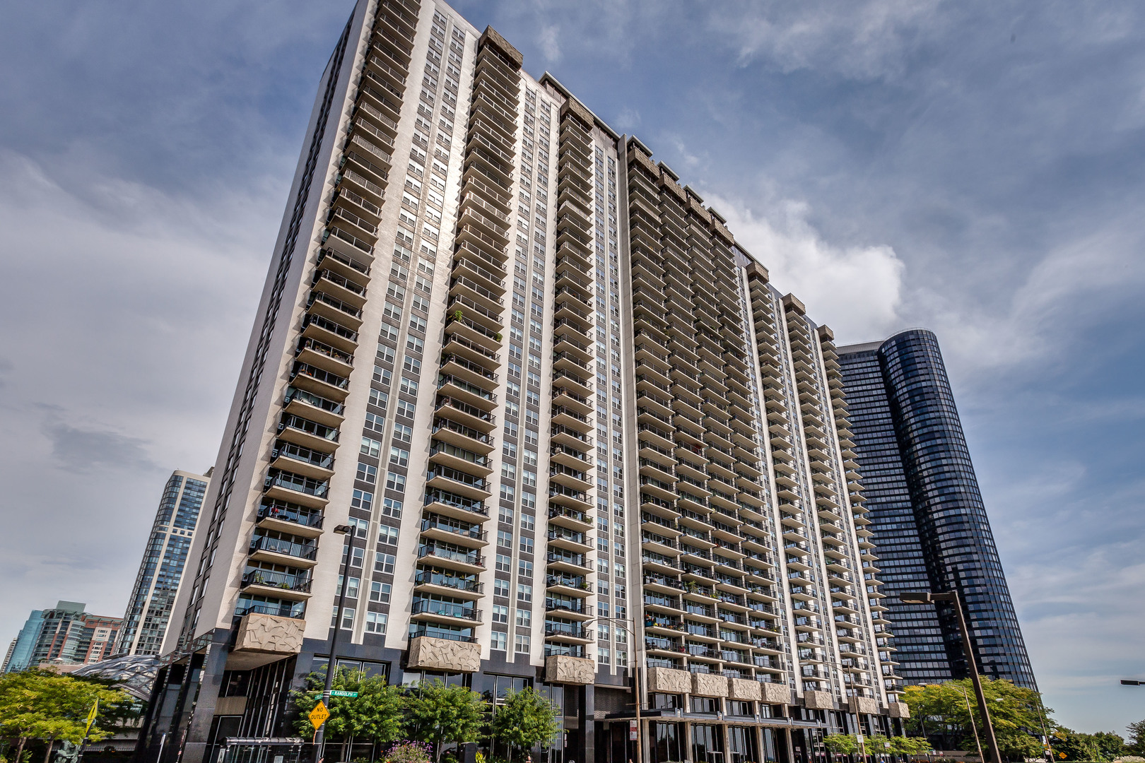 1st image of 400 E Randolph St #1812, Chicago, IL 60601 | MLS# 12711314