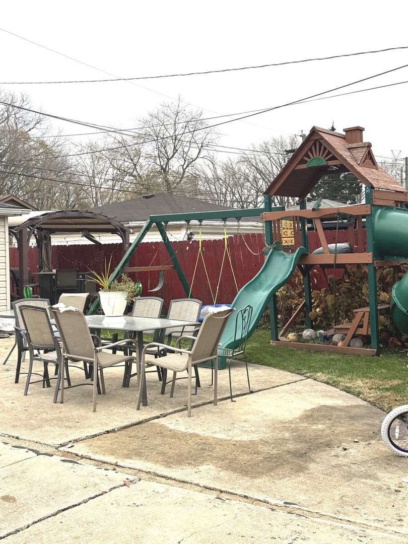 28th image of 14241 S Marquette Ave, Chicago, IL 60633 | MLS# 12711333