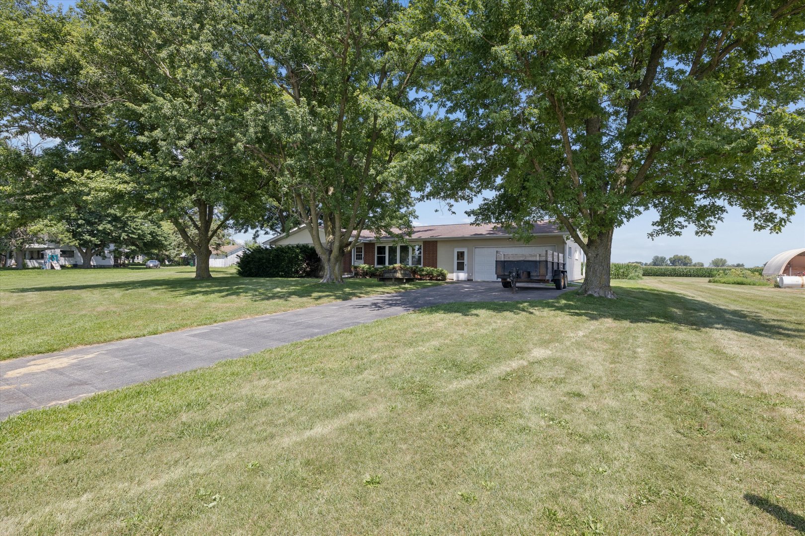 Homes for sale in Fulton, IL | 6070 Garden Plain Rd, Fulton, IL 61252 | MLS# 12711343