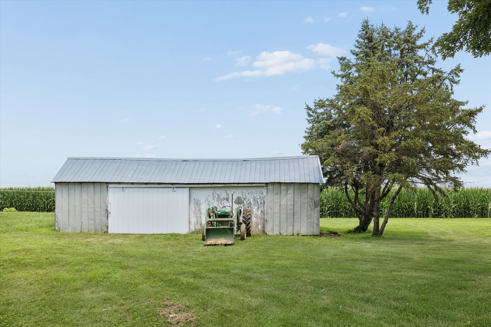 Homes for sale in Fulton, IL | 6070 Garden Plain Rd, Fulton, IL 61252 | MLS# 12711343
