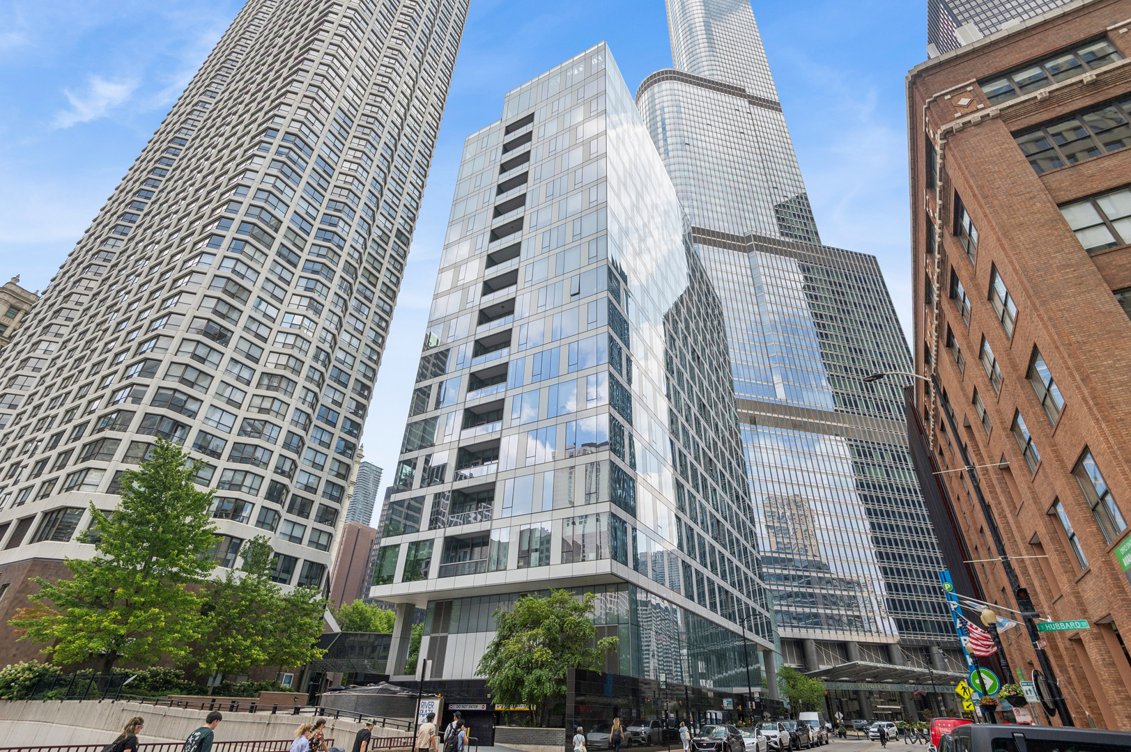 2nd image of 403 N Wabash Ave #3A, Chicago, IL 60611 | MLS# 12711390